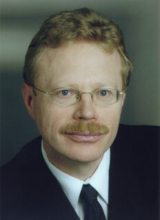 Zum Artikel "Prof. Dr.-Ing. habil. Robert Weigel wurde in den Aufsichtsrat der IHP GmbH berufen"