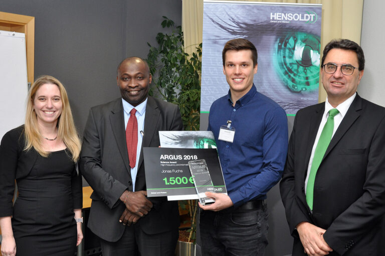 Jonas Fuchs (LS für Technische Elektronik) erhält „Argus“-Preis für seine Masterarbeit