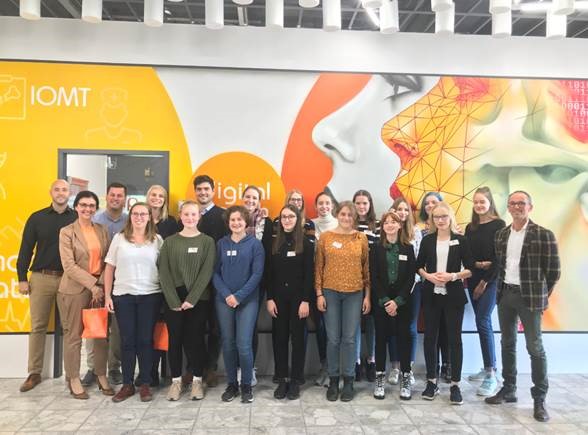 Neuntes Forscherinnen-Camp an der Technischen Fakultät – erstmalig mit Siemens Healthineers