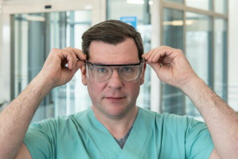 Zum Artikel "Schutzbrillen für das Uni-Klinikum Erlangen"