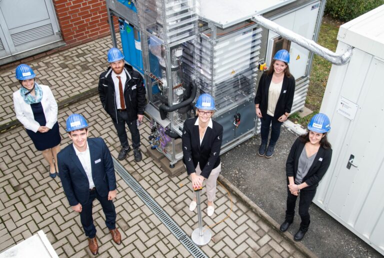 Bioreaktor-Anlage geht ans Netz