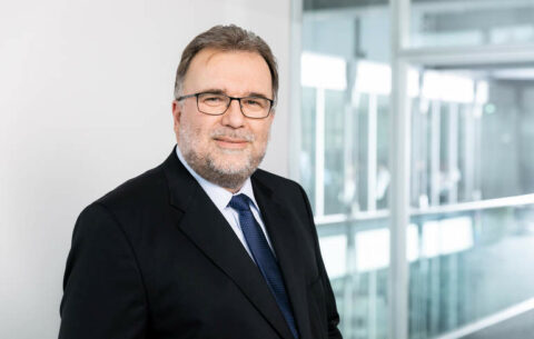 Zum Artikel "Die TF gratuliert Siegfried Russwurm zur neuen Position als Präsident des BDI"