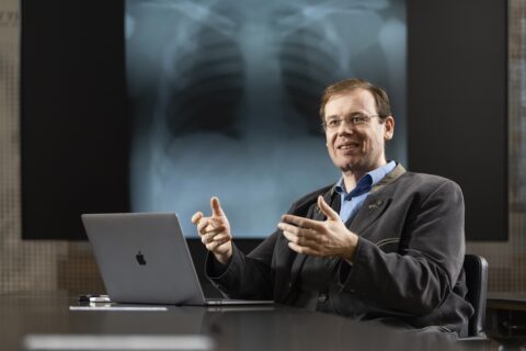 Zum Artikel "Welt: Prof. Andreas Maier über KI in der Medizin"