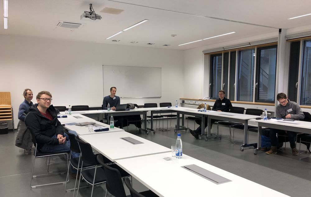 Neuberufene Professorinnen und Professoren im Raum