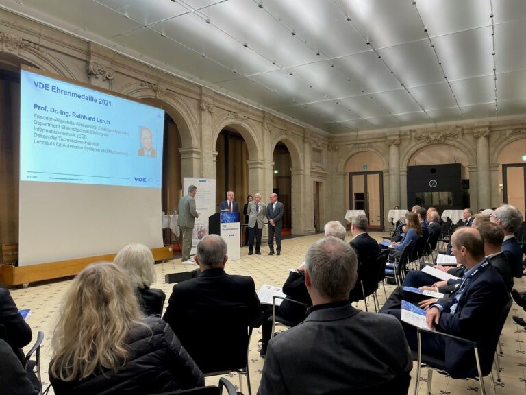 Preisverleihungen: ITG Fellow und VDE Ehrenmedaille an Professor Lerch