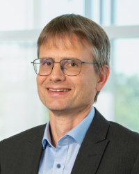 Porträtfoto von Prof. Meinard Müller