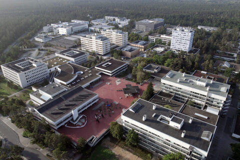 Luftaufnahme des Campus der Technischen Fakultät.