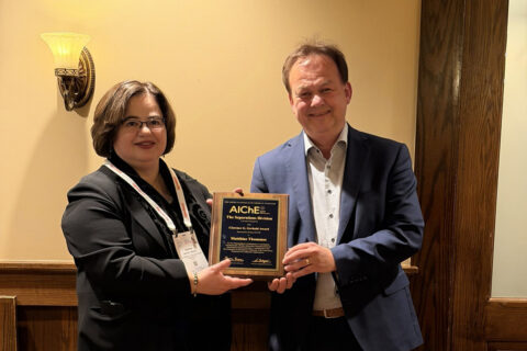 Zum Artikel "Prof. Matthias Thommes erhält Clarence (Larry) G. Gerhold Award"